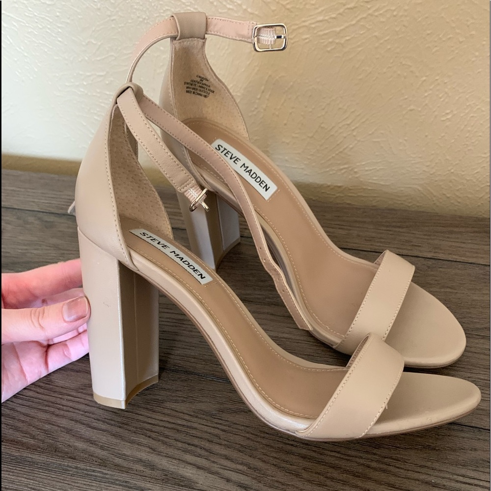 Steve Madden nude pumps